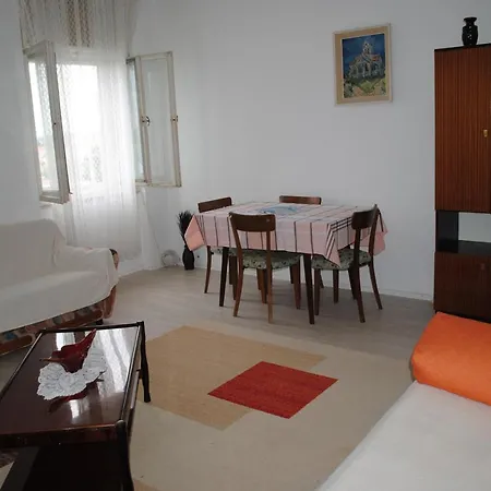 By The Sea - 13291 Apartment